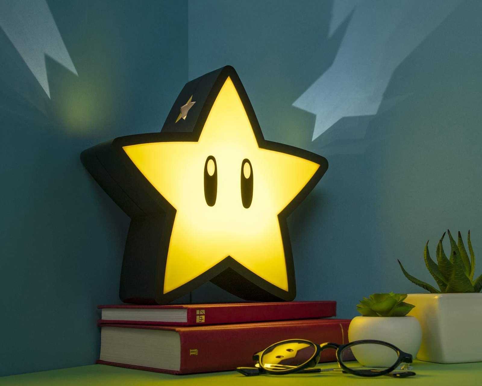SUPER MARIO - Super Star - Lampe décorative USB : : Lampe  Paladone Nintendo